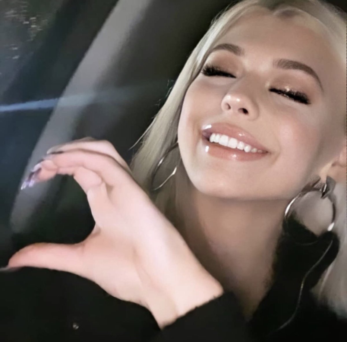 XgrayAngels's tweet image. 💓@iamlorengray