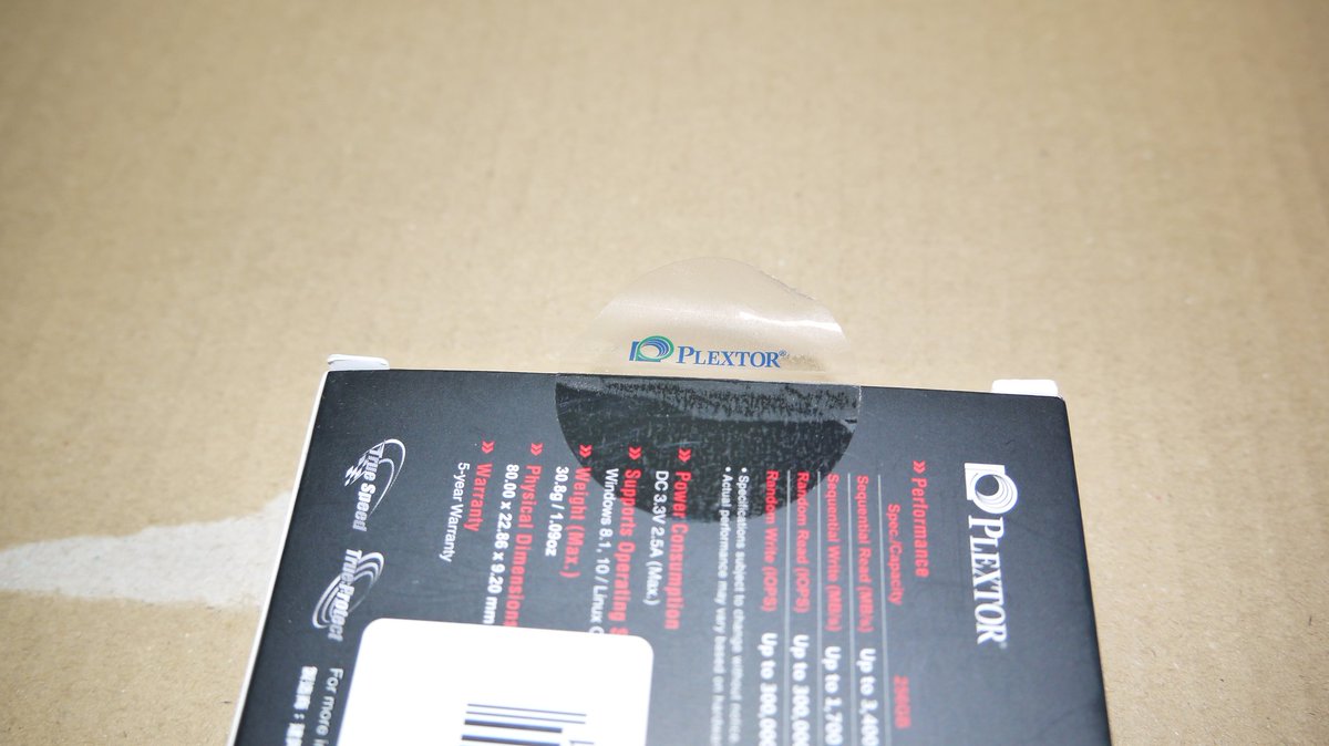 repairindex's tweet image. M.2 nvme SSDが出てきたのでこいつを仮装備としす。
なおCPUより高い
KIOXIA BiCS4 3D TLC
キオクシア(元:東芝メモリ)が気になり購入

シールにも印字がありネジが付属しています。

#Plexor PX-1TM9PG +
amzn.to/3dIXHfq