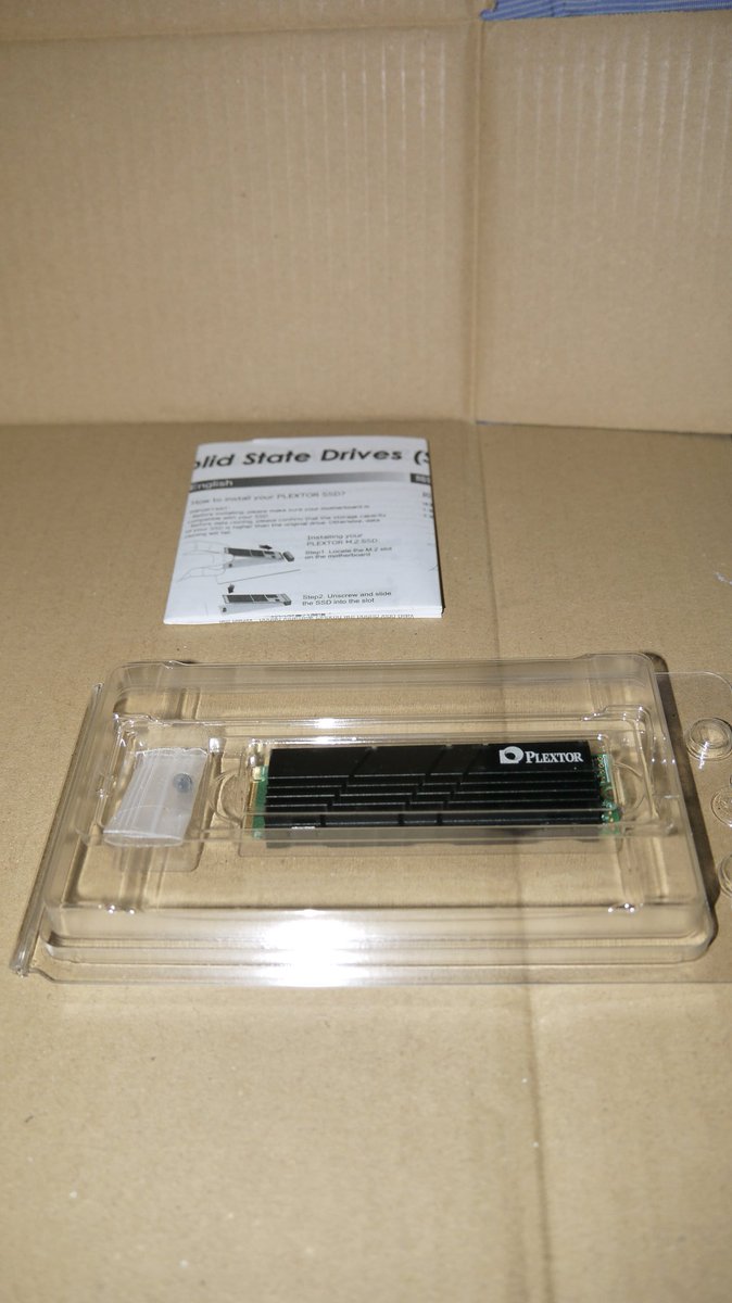 repairindex's tweet image. M.2 nvme SSDが出てきたのでこいつを仮装備としす。
なおCPUより高い
KIOXIA BiCS4 3D TLC
キオクシア(元:東芝メモリ)が気になり購入

シールにも印字がありネジが付属しています。

#Plexor PX-1TM9PG +
amzn.to/3dIXHfq