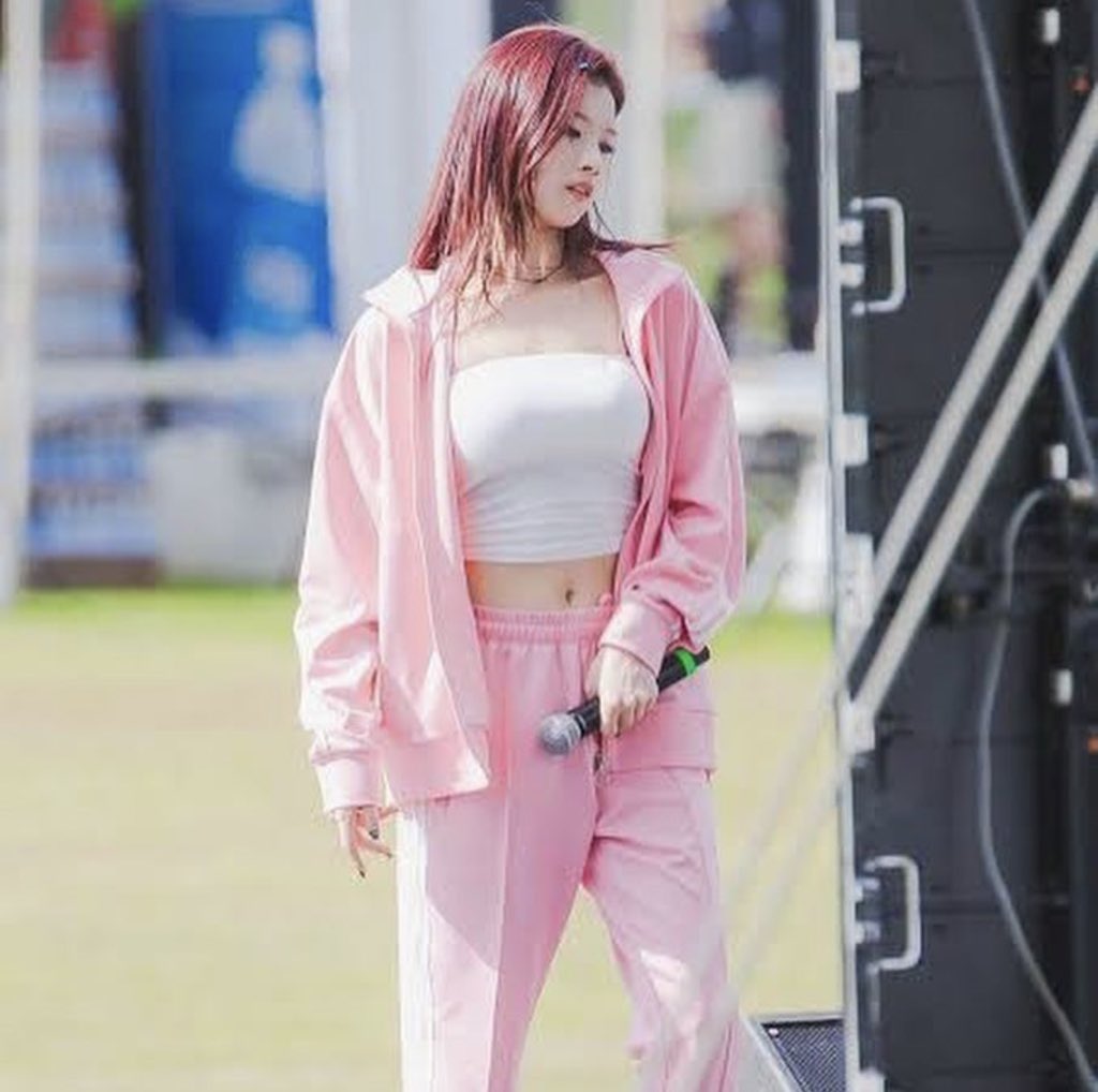 こんにちは！ぽどです🍇 今日はいつかのサナちゃんを再現してみました