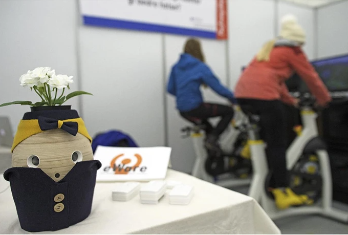 Our AI &amp; Society article "Children’s perceptions of #socialRobots: a study of the robots #Pepper, #AV1 and Tessa at Norwegian research fairs" was just published by <a href="/SpringerOpen/">James Ryonun</a> thanks to great coauthors <a href="/PernilleNyvoll/">Pernille Nyvoll</a>, <a href="/jarturserrano/">J. Artur Serrano</a> &amp; #KarolineGrønvik. 
rdcu.be/b4GkJ