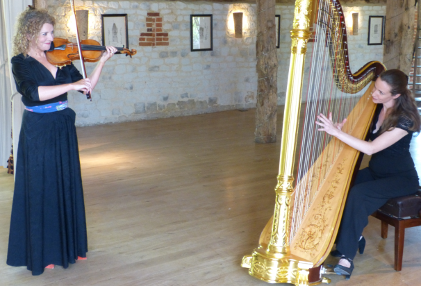 TBS_Concerts's tweet photo. Online free concert 6-30 tonight Elizabeth Cooney (violin) &amp; Sally Pryce (harp) play at Bury Court Barn: Bach, Chopin, Massenet, Arvo Part etc https://t.co/SGhIPSiLPy
Video remains avaialble afterwards https://t.co/bqB3KcpitJ