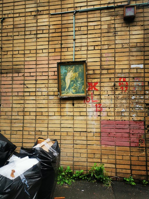 Art in Russia 😁 https://t.co/lEW4KpeQ3R