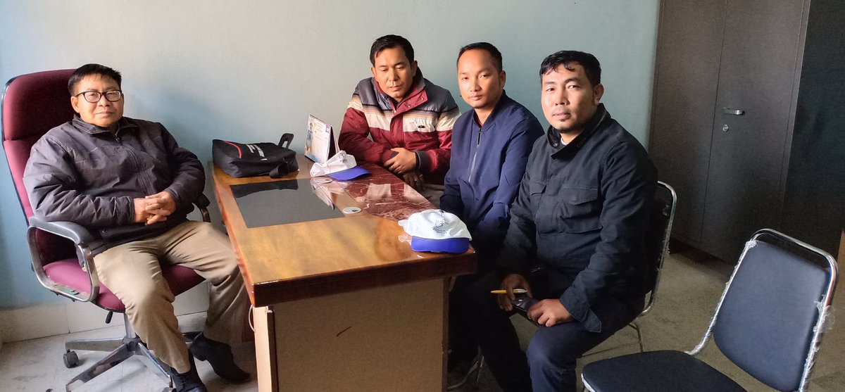 HenryBrook3's tweet photo. #CSCMANIPURSOCIALMEDIADAY #welcoming n shortIntroduceWith newly DSO chandel, along with SL2 Tengnoupal &amp; Chandel District during EC. #@WangkhemDilip https://t.co/Yfx3KMn8oO