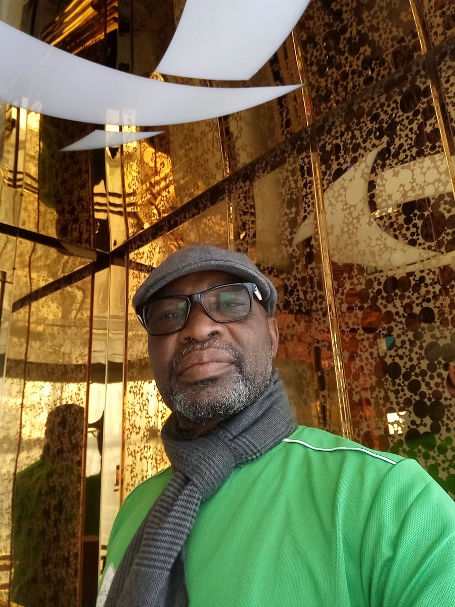 OpenHeaven's tweet photo. Happy weekend to all my Fans! https://t.co/rxg6WczjGh