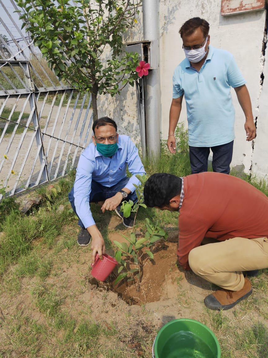 TRD/MB Division tweet media