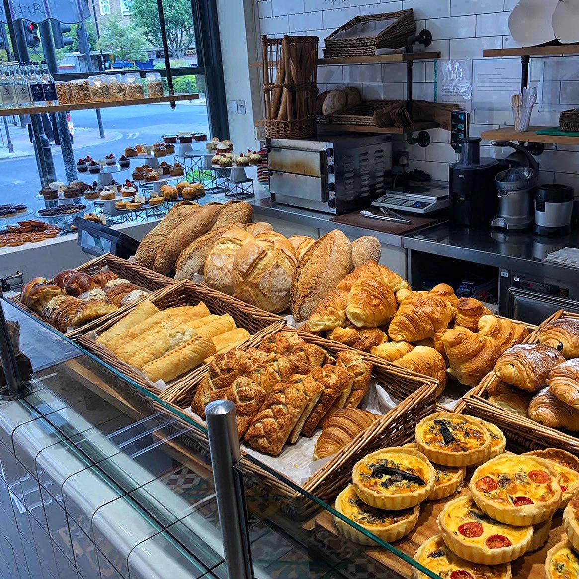 #HappySaturday! We miss the good weather but have lots of delicious goodies to bring the sunshine back into your day! Our #Vegan bread and sausage roll, quiche and #Croissants and many more are hot out the oven this morning! #FinsburyPark #HampsteadHeath #PlantBased #Hampstead