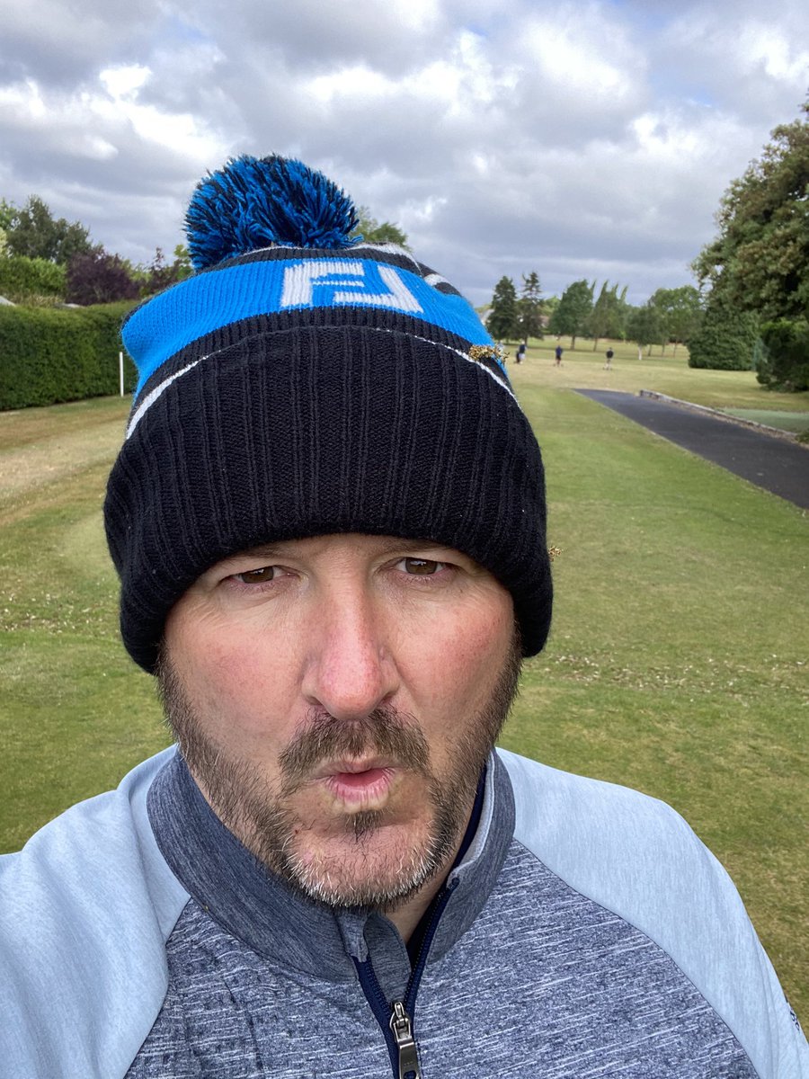 Darren Everett tweet media