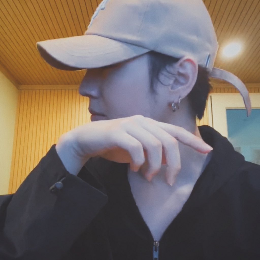sprite_jhp's tweet photo. Podemos hablar del hermoso perfil de yugyeom? 🥺

#Yugyeom #유겸 #Dandelion_Gyeom #민들레_겸 
@GOT7Official #GOT7 #갓세븐 https://t.co/jurIQhqO0R