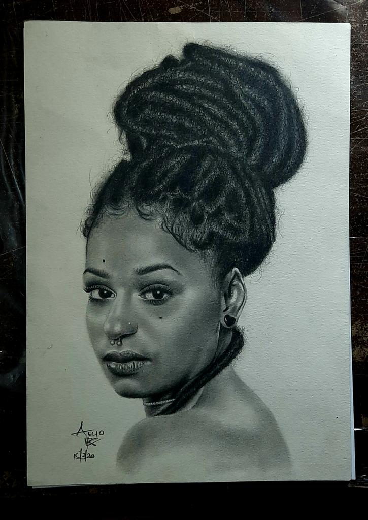 lioephyjurua's tweet photo. Hey #drawingwhileblack My name is Allio Jurua. A pencil artist from Uganda🇺🇬🇺🇬. 
Kindly RT. 👏🏾 https://t.co/lqd0NuH1kX