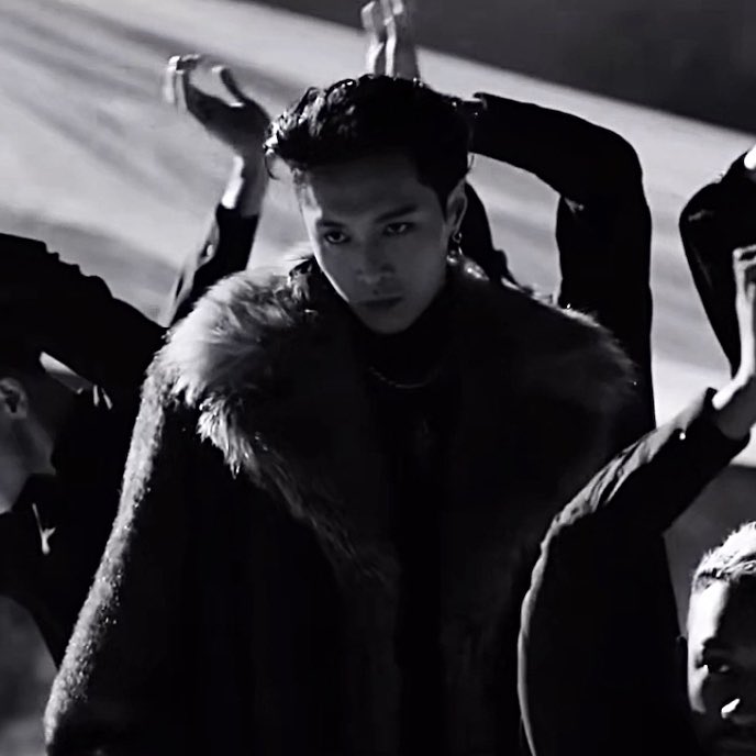 cinnamongurIz's tweet image. ARE YOU DUMB