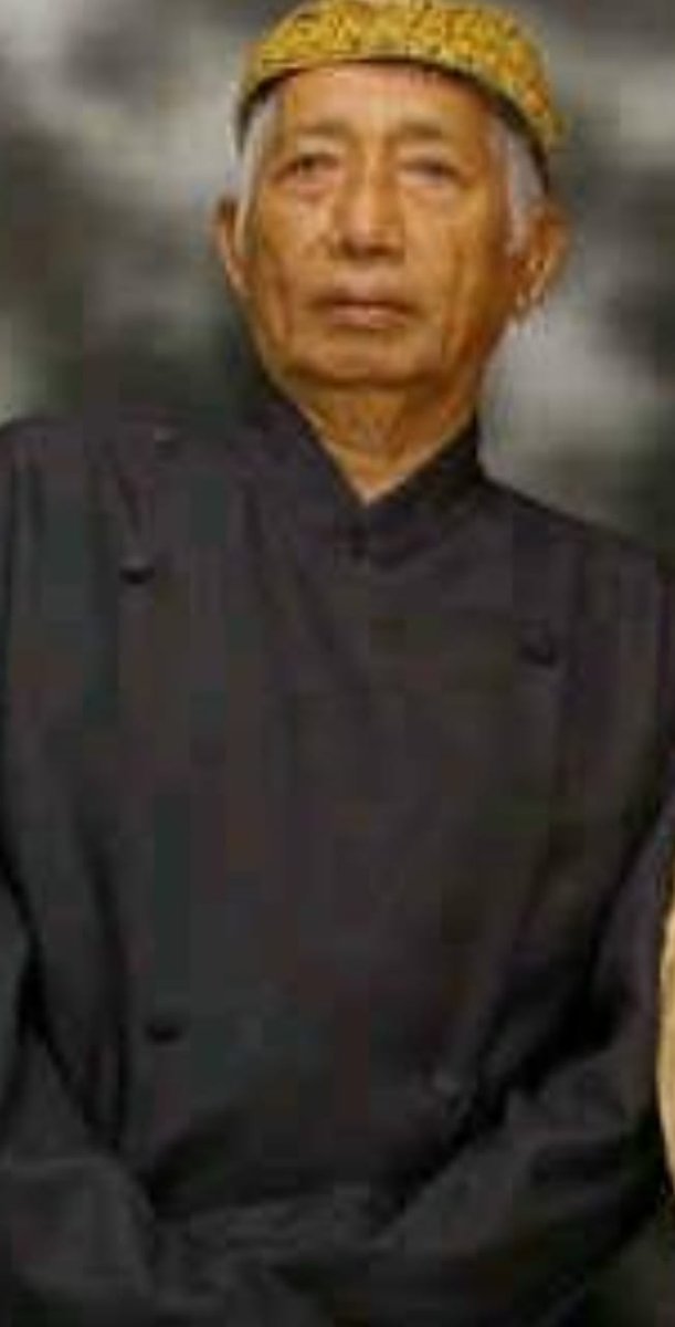 Hari ini, 6 Juni, bapak bermilad ke 75, seharusnya, tapi Allah sang pemilik setiap jiwa telah memanggilnya 4 juni kemarin. Sugeng tindak bapak tercinta. Semoga husnul khotimah. Kita akan selalu merindukan.