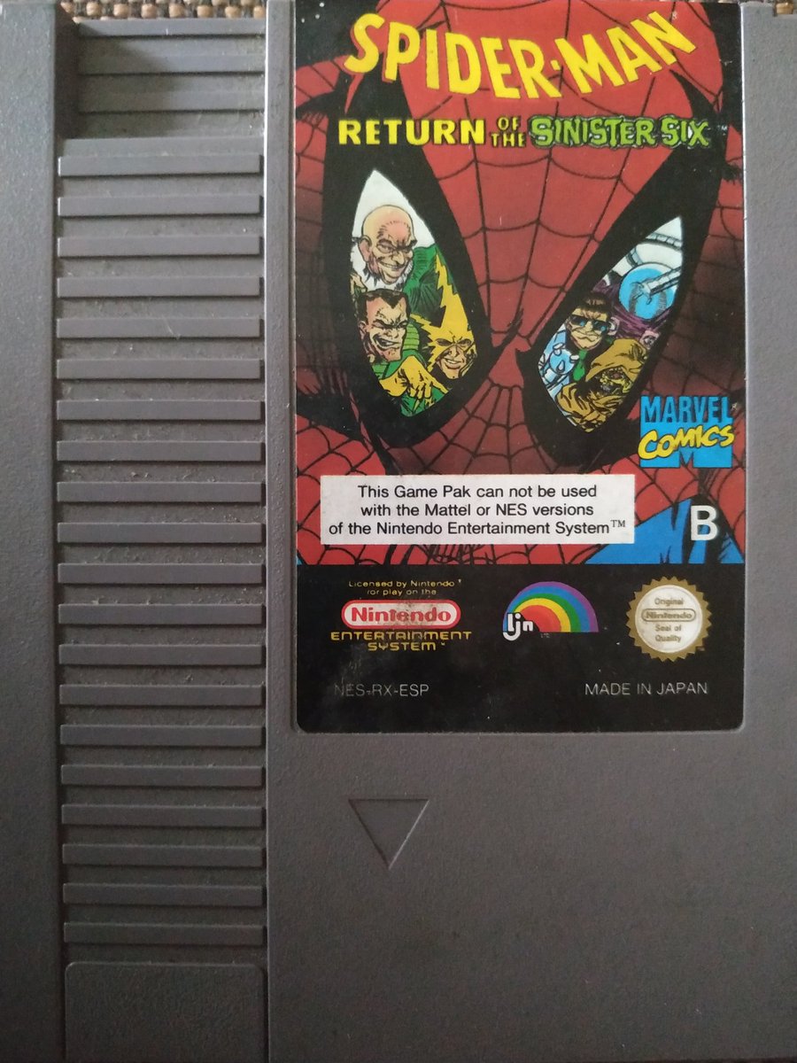 CrackleZero's tweet image. Hoy me he encontrado con esto en el baúl:
Spiderman return of the sinister six.
Desarrollado por #Bitstudios y con una banda sonora cojonuda de @davidwhitaker58 
#spiderman #nes #nintendo #1992