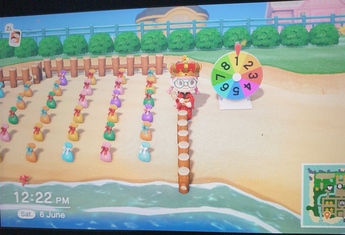 NuniKere's tweet photo. Btw, you can get up to 8 presents! #turnips #dodcode #acnh #animalcrossing  #turnipprices #ACNHTRADE #acnhgiveaway  #acnhtrading https://t.co/LKXN78oEfY
