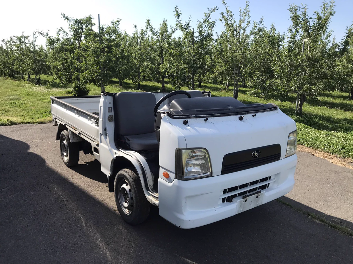 軽トラの新しい楽しみ方？軽トラをオープンカー仕様にwww