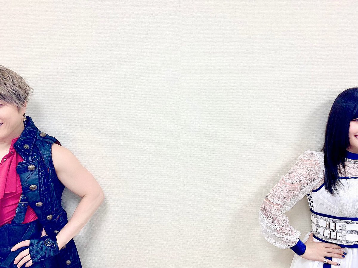 ASCA_and_staff's tweet photo. 6/13(土) 18:00～18:30 フジテレビ『MUSIC FAIR』に初出演させて頂きます。

この間の収録とはこちらの事でした! スタジオでようやく西川さんと歌唱できた「天秤-Libra-」ぜひご覧下さい(ت)

写真は収録後のソーシャルディスタンスなTAKA&amp;ASCAです。

https://t.co/BODUd3ig4V

#ミュージックフェア https://t.co/YMbsFYXTUl