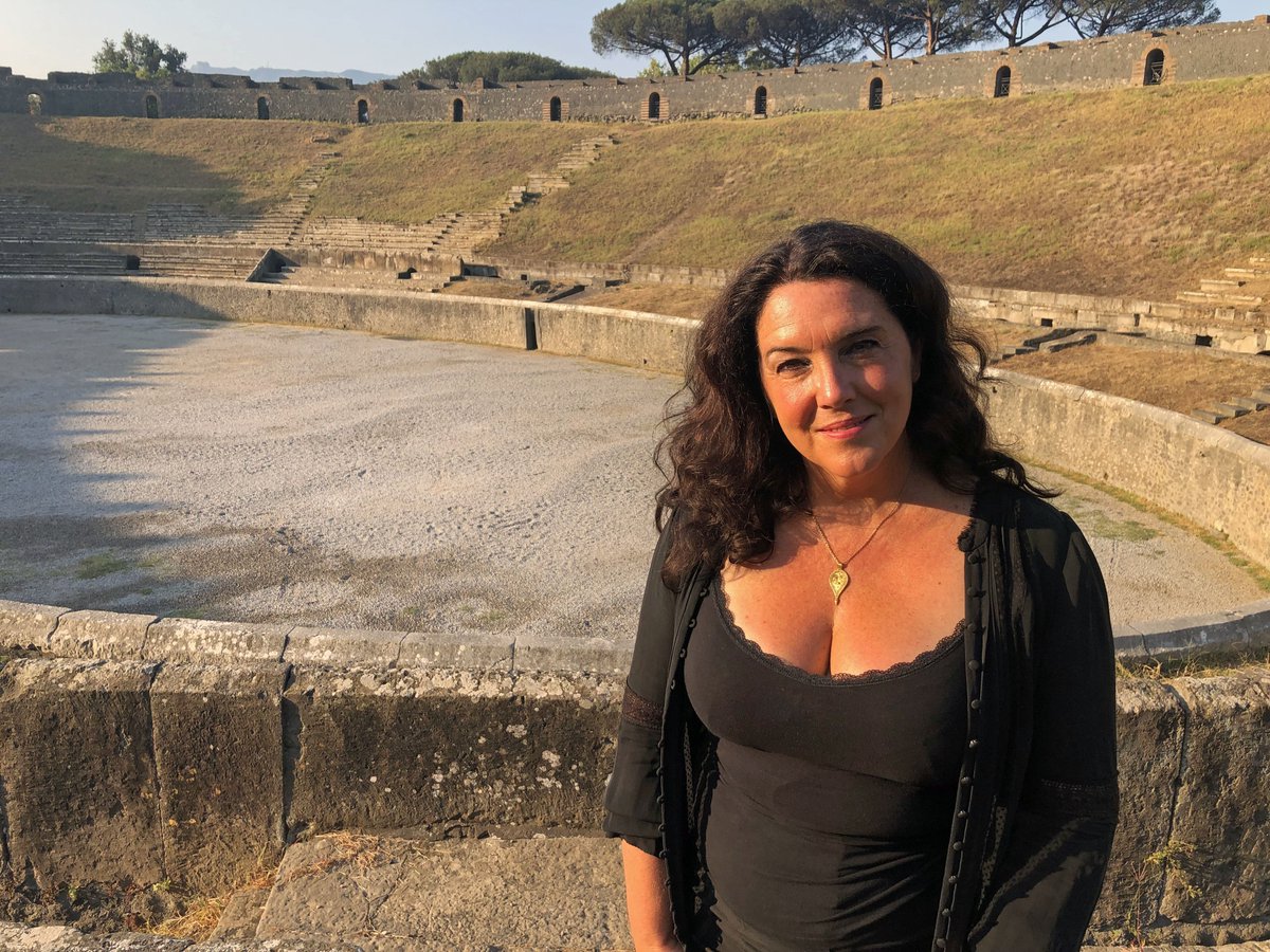 Bettany Hughes On Twitter Pompeii Has Been Trending Twitter History Of Othe...