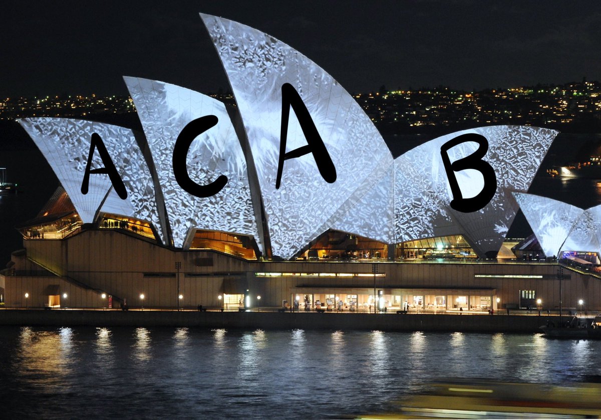 BREAKING: Sydney Opera House lights the sails in solidarity with peaceful protestors who were pepper sprayed by NSW Police earlier this evening at Central Station.