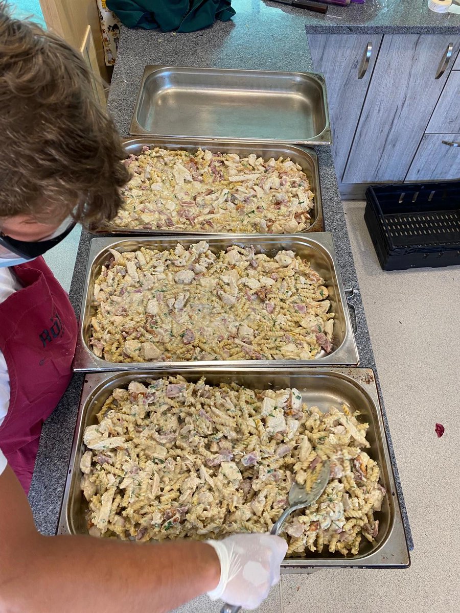 The this week Sam Bessant and Zak cooked pork biryani and chicken and ham pasta bake for 100 of our key workers in #Wadebridge with help from Ash from @PA_Academy_ and Sam Beare who will be joining the academy in September! #ainsworthfamily #thonlywayiscornwall #communityspirit