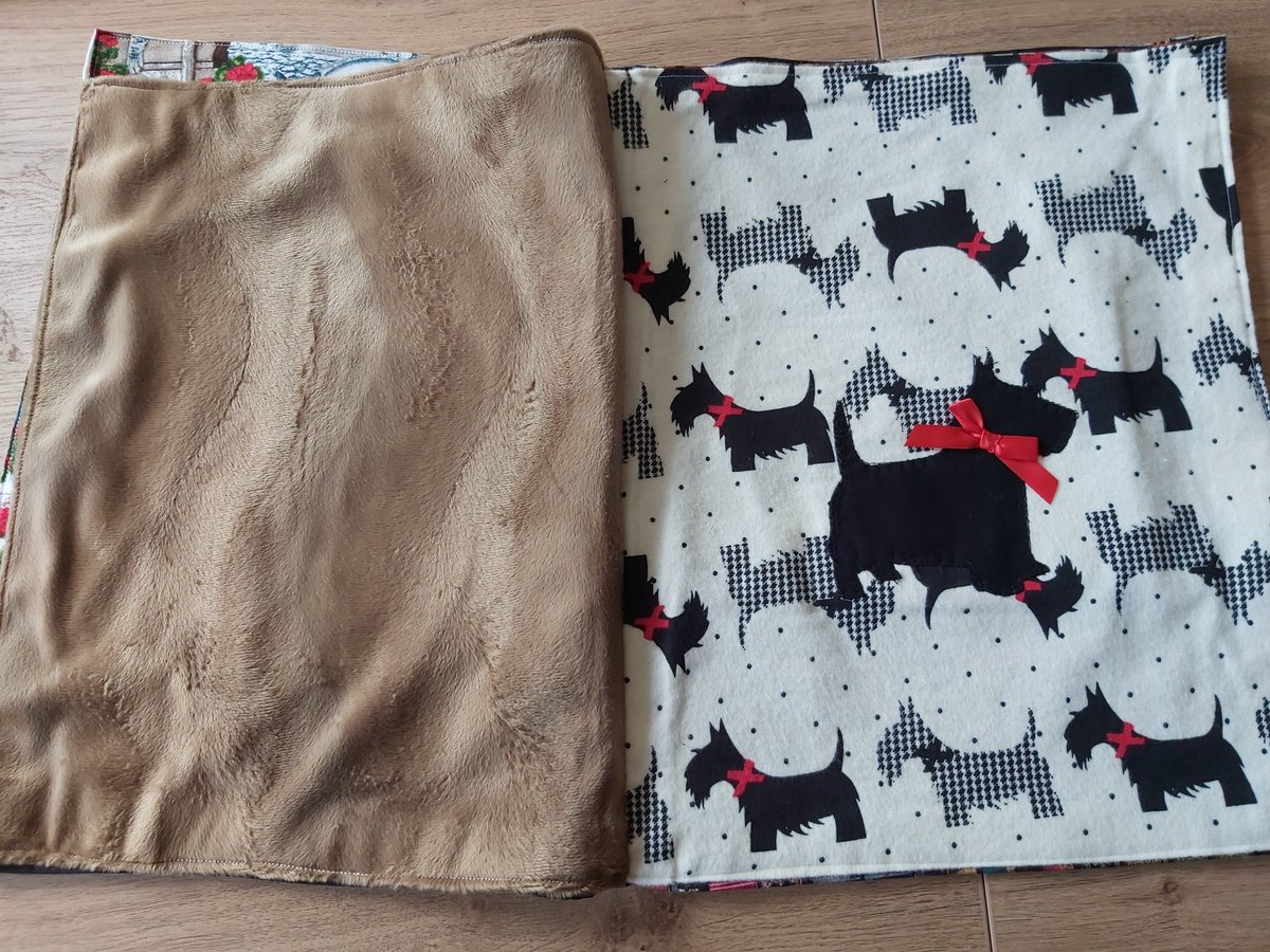 ICEAlertwallet's tweet image. Our Heartfelt News design protected and research led sensory fabric Newspaper Made in Britain has launched and is now COVID 19 compliant with washing instructions. Please see our website for more details.