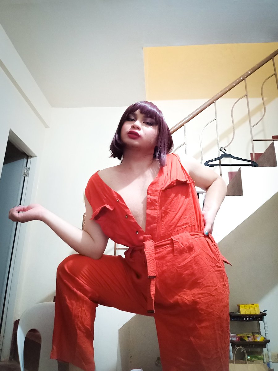 DominotaNashubo's tweet image. Wazzup mga kosa?
#FreeCebu8 #JunkTerrorBill #FreeMassTesting #GetgetOust