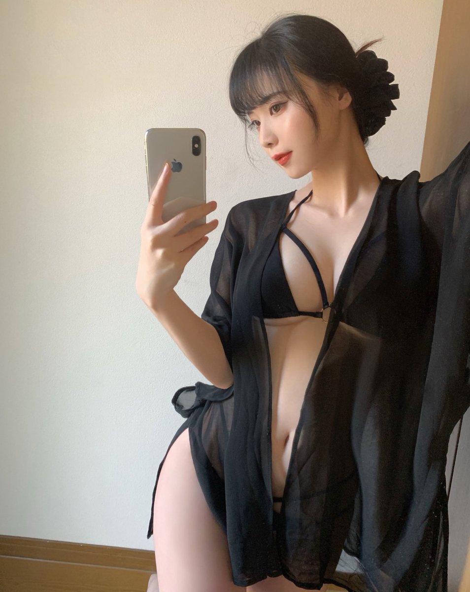 お久しぶりです🗝