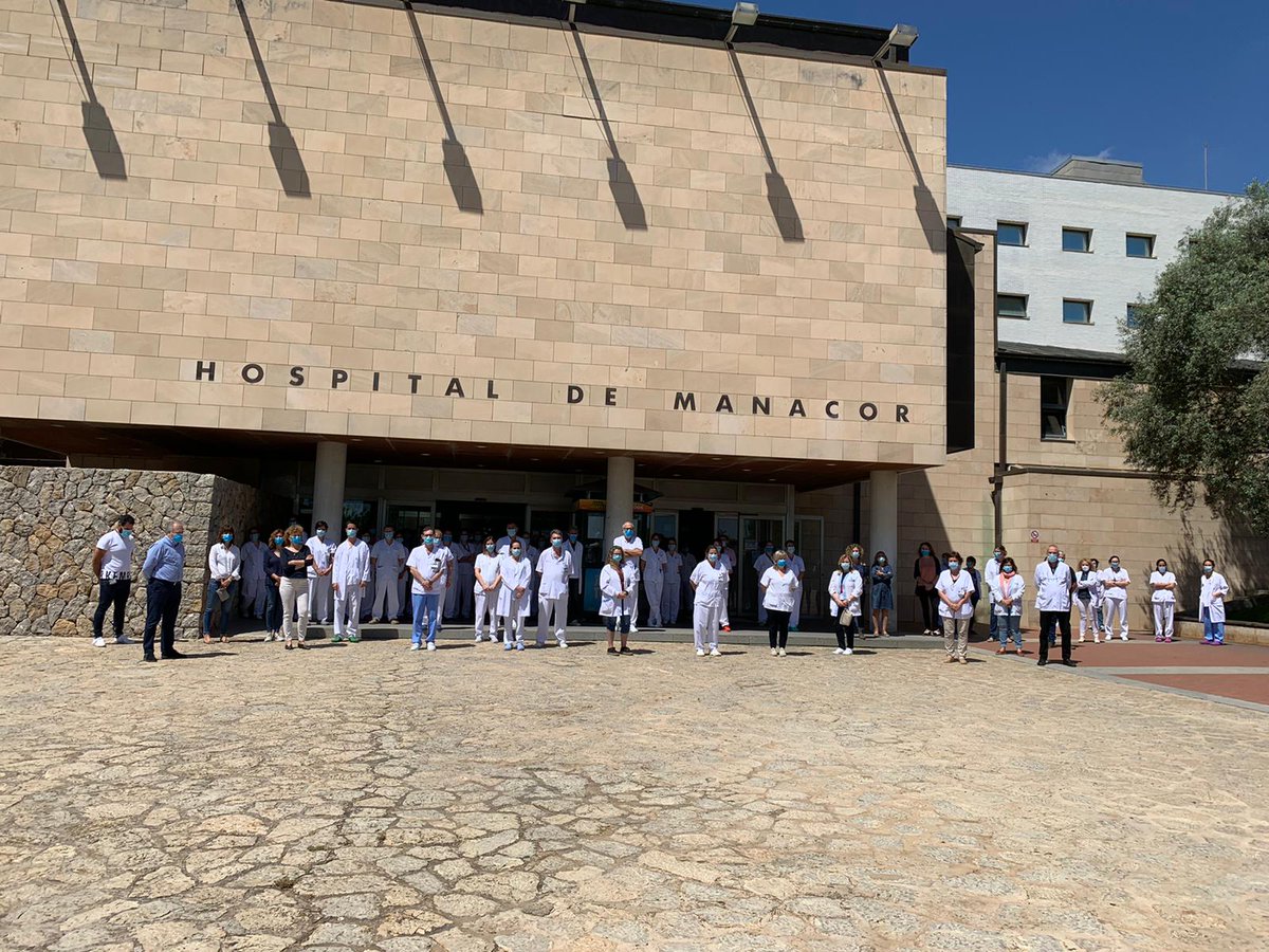 HManacor's tweet image. Avui a @HManacor no hi ha cap pacient amb Coronavirus. Això no vol dir que no haguem d&apos;extremar totes les mesures establertes de seguretat i sobretot complir la regla de les 3M: Mans netes, Mascareta i distància de 2 Metres . #coronavirus