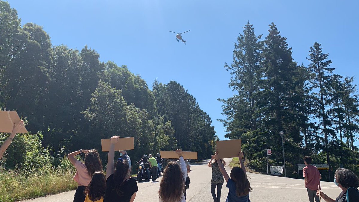 El Montseny no és un parc temàtic!

Centenars de persones diuen prou a la parctematització, massificació turística i menysteniment del nostre territori. El culte al motor va massa sovint lligat a l'individualisme i el menyspreu de l'entorn

#SOSMontseny
#NoEnsVendreuLaMoto