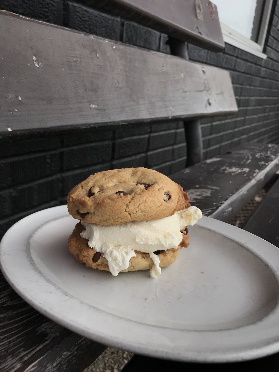 Good morning WPG and MB! We want thank-you for your continued support of our restaurant &amp; Kitchen Karaoke!  Open 8-5 today call 204-837-7868 for FREE delivery, pickup or come inside our restaurant or patio. Wpg is not perfect, but is perfect for me! We love ❤️ you Wpg!