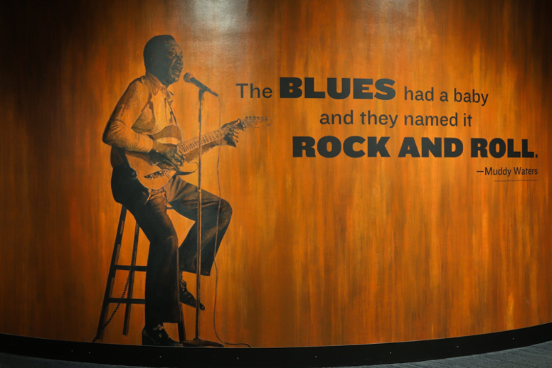 NatBluesMuseum's tweet photo. Blues music is the foundational element of modern American music. Without Blues, there would be no rock n’roll. The National Blues Museum celebrates this every day because #BluesLivesHere #AAMAM https://t.co/LZdS5C5IXR