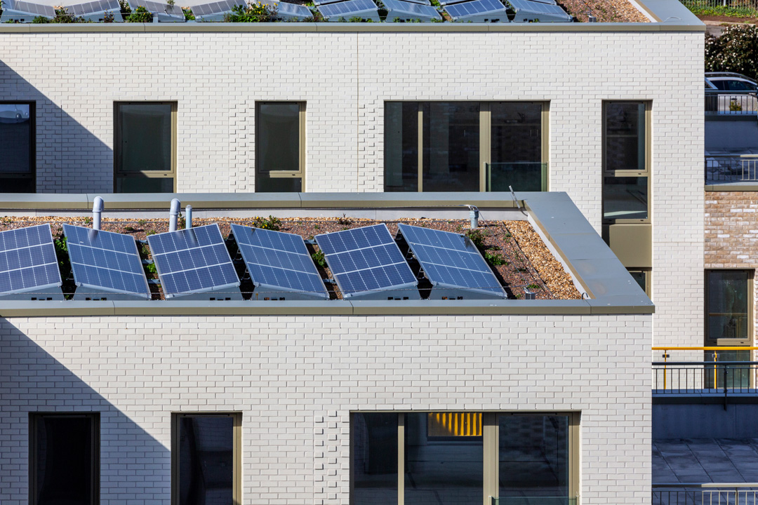 RadmatOfficial's tweet photo. Celebrating World Green Roof Day🌍🌱

The Forge, E6, comprises sedum &amp; wildflower green roofs, pv panels and blue roof systems to efficiently manage drainage and sustainability.
https://t.co/ryLIU1D5ru
#WRGD2020 #WRGD #greenroof #blueroof
@TheNFRC @worldgreenroof @greenroofsuk https://t.co/dw9WbxEAif
