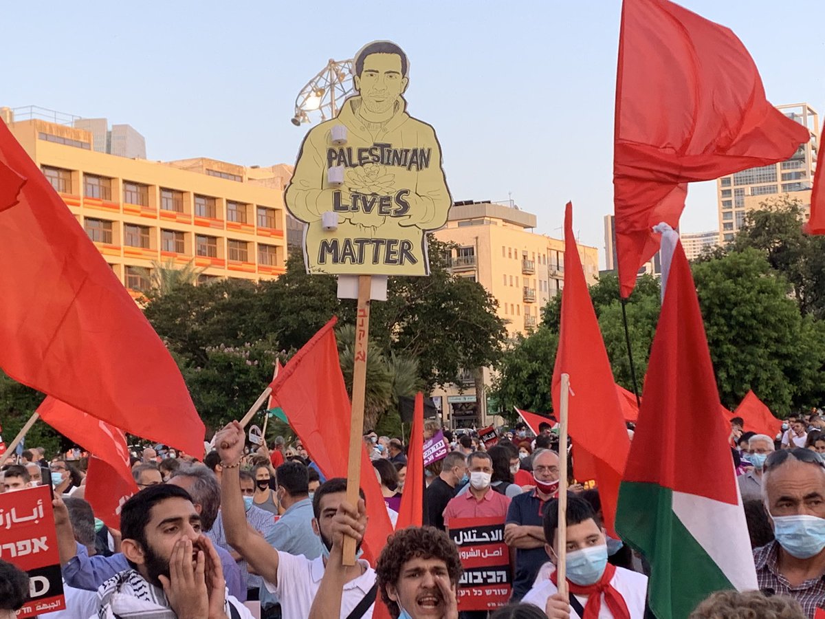 Ha_Matar's tweet photo. Now: hundreds gathering in Rabin Sq. In Tel Aviv to protest against annexation and occupation https://t.co/ItBzA7DOpG