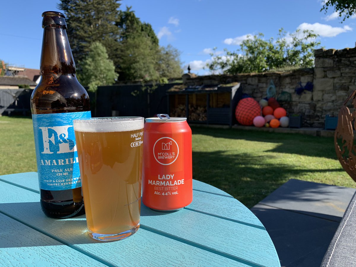 An unexpected afternoon in the sun with @McCollsBrewery Lady Marmalade and @FL_Brewery Amarillo. Thanks to <a href="/abroeky/">Andy Broekhuizen</a> for getting them delivered. #Lockdown