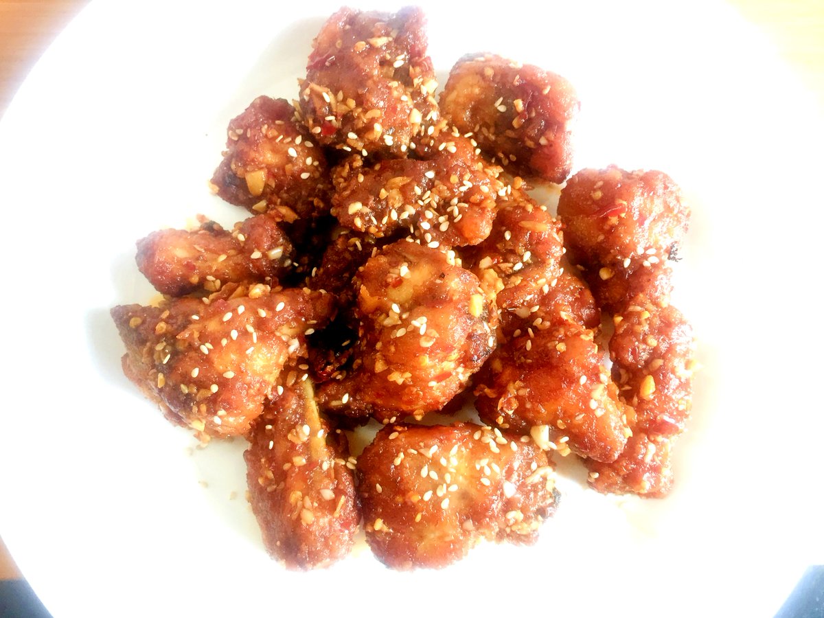 Korean Fried Chicken
tastesoyum.com/korean-fried-c…

Super crunchy fried chicken with addictive sweet and spicy sauce.

#koreanrecipes #koreanfriedchicken #friedchicken #KFC #chickenrecipes #gochujang #delicious #yummy #tasty #crunchy #crispy #crispychicken #cooking #tryout #blogging