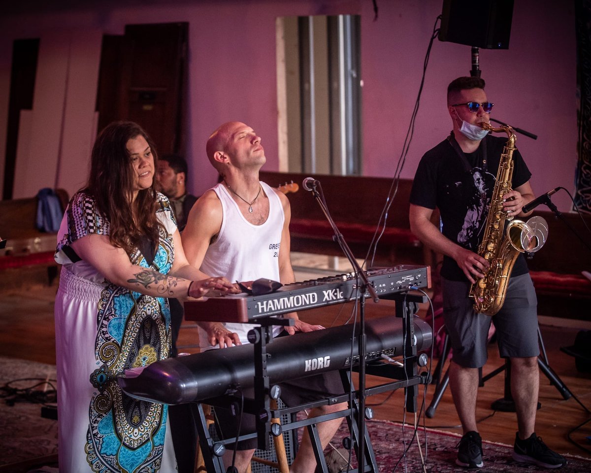 Nippertown's tweet photo. Last night Harley's Encore dropped by the new Lark Hall in Albany for one of their #WindowSessions and it was a funkin' good time. https://t.co/1RPcwxbGko https://t.co/vMQszMriNH