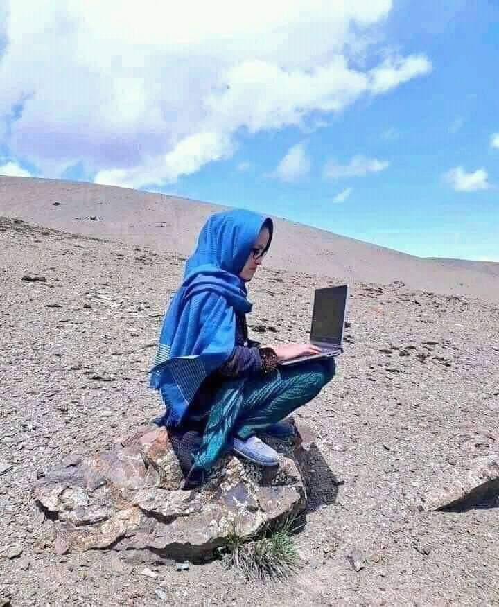 DWMOfficial's tweet image. #NoMoreOnlineClasses