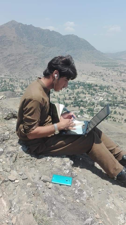 DWMOfficial's tweet image. #NoMoreOnlineClasses