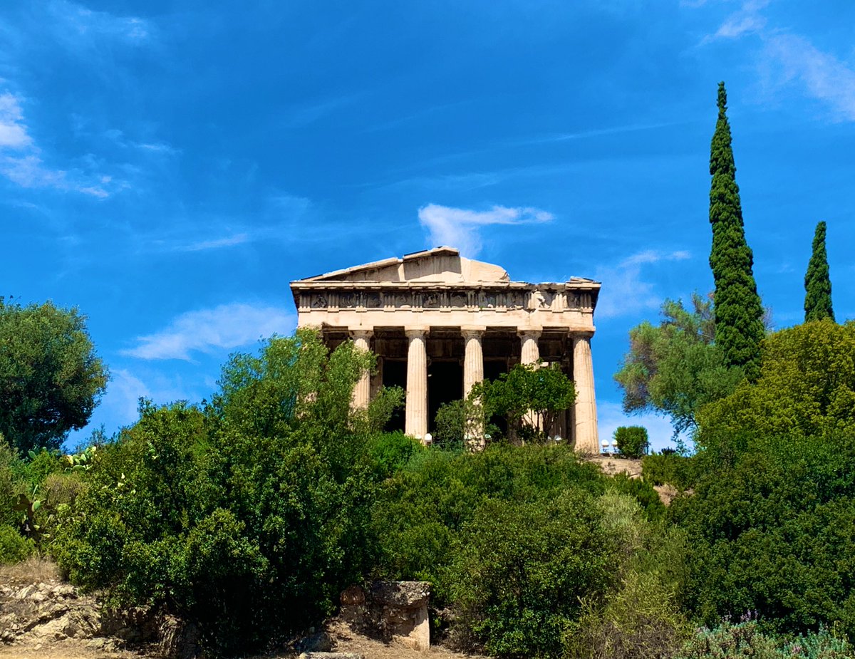 Whatever the reasons for its 60+ year construction—& we can’t just blame the Persian War & the Parthenon!—we’re left with an amazing monument that blends the Late Archaic with the Classical in terms of its architecture, decoration, and sculpture! – bei  Ναός Ηφαίστου (Temple of Hephaistos)