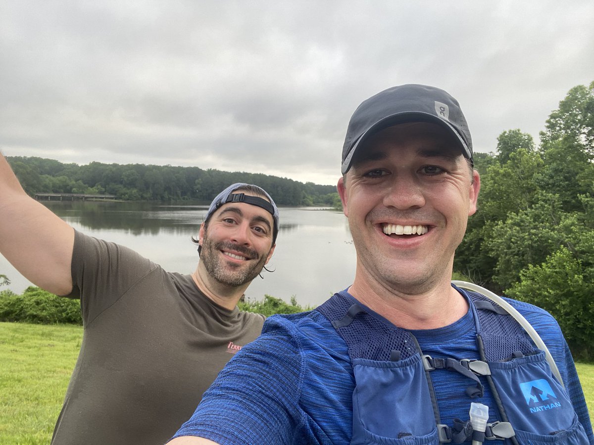 martknowles's tweet photo. Great way to start out the weekend. #12.5miles #uncmba https://t.co/zWF3nmgHqt