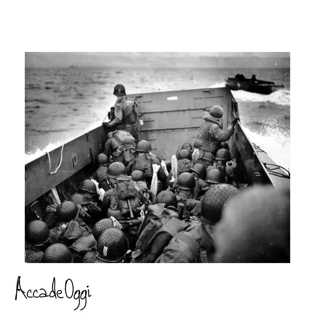 Radio1088's tweet photo. #AccadeOggi⏳
~
1944 - Le truppe alleate comandare dal generale Dwight Eisenhower sbarcano in Normandia. È il D-day, il giorno dell’attacco.

#6giugno #WW2 #DDay https://t.co/ons3TYJWyI