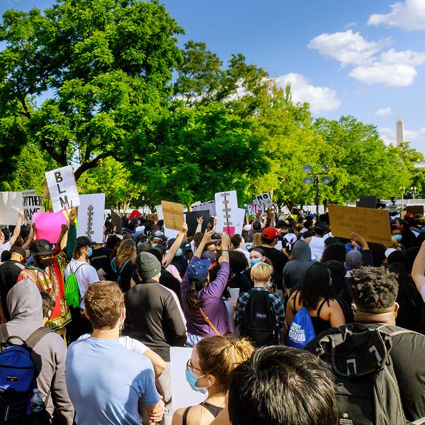 KCNFDC's tweet photo. KCNF attorney @sarahmartinesq answers frequently asked questions about your right to protest as a federal employee. We are here to help protect your rights!
#employeerights #employmentlaw #firstamendment https://t.co/Vtw4pnVyoM https://t.co/toMtGt2Bdj