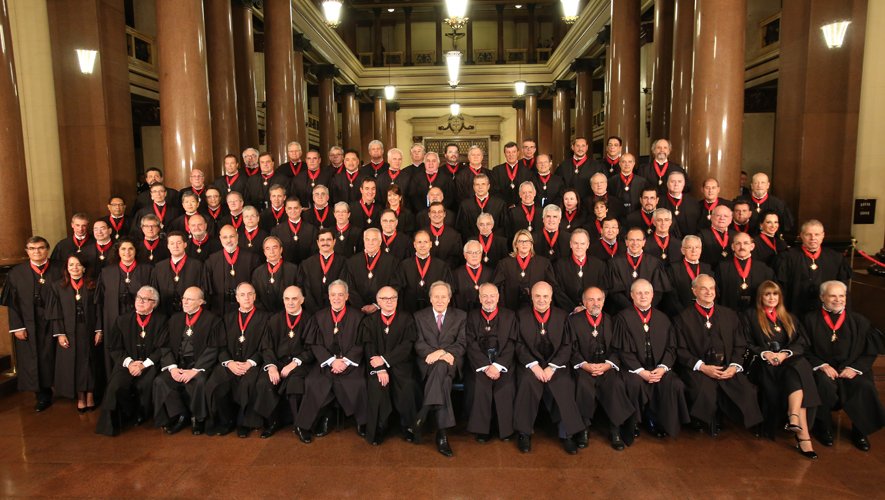 Tribunal de Justiça de São Paulo, composto apenas por desembargadores brancos e poucas mulheres, em 2017.