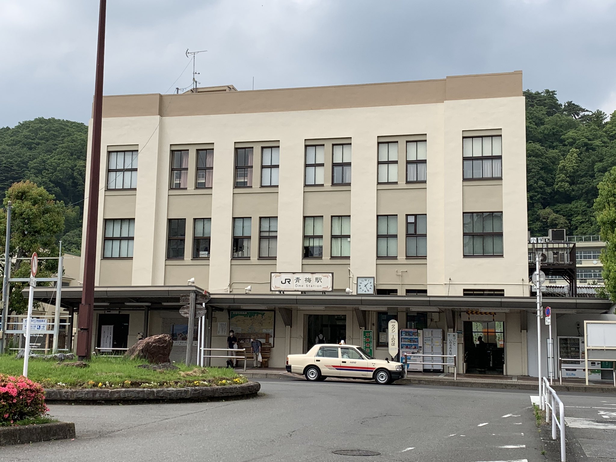 Ella Pa Twitter 花小金井駅から 都バス最長距離を走る梅70系統青梅車庫行きに乗り 約100分かけて青梅まで 都バスなのに前方に運賃表があってちょっとカルチャーショック 車窓から眺める青梅街道の景色はなかなか味わい深く 旧家や蔵が多くて歴史ある街道である Ella Pa Twitter 花小金井駅から 都バス最長距離を走る梅70系統青梅車庫行きに乗り 約100分かけて青梅まで 都バスなのに前方に運賃表があってちょっとカルチャーショック 車窓から眺める青梅街道の景色はなかなか味わい深く 旧家や蔵が多くて歴史ある街道である