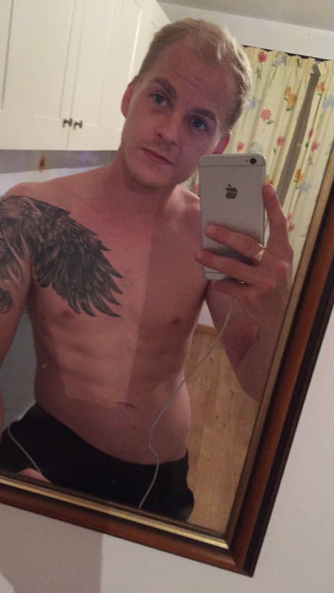 herculesadvent1's tweet photo. @alinredz  

https://t.co/86nC4XoV1Y

#gayblond #blond #gaymale #london #onlyfan #exclusive #content #naughty #follow #subscribe https://t.co/xoaWlHHSF0