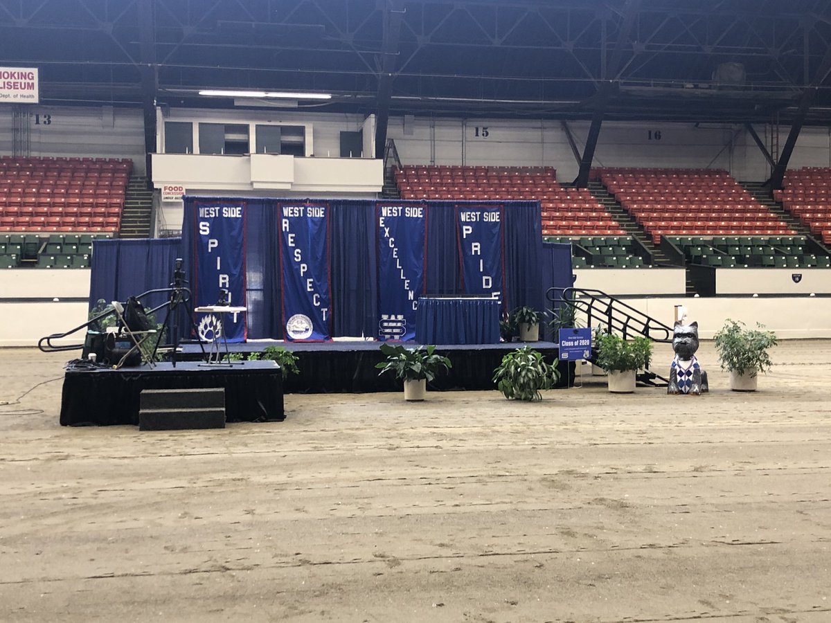 MayorReichelt's tweet image. The 2020 Graduation is about to begin #westside