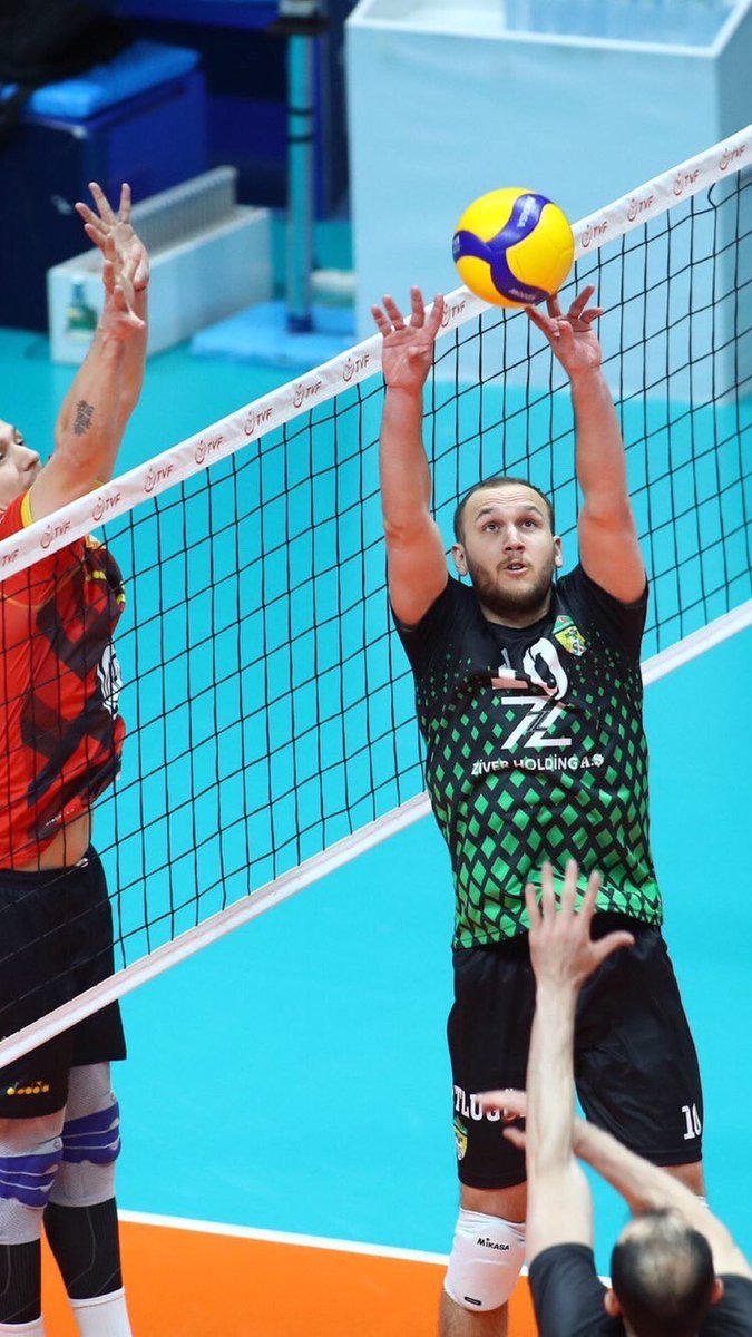 er_volley's tweet photo. Axa Sigorta Efeler Ligi ekiplerinden İstanbul BBSK, pasör Erden Çevikel ile sözleşme imzaladı. https://t.co/RkA8OdeRSh
