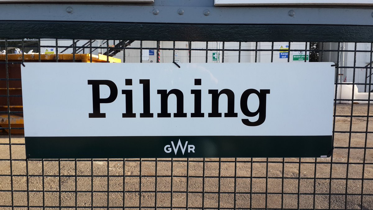 PilningStation's tweet photo. Pilning #Pilning
#PilningParkway
#BeMorePilning #VirtualTrains https://t.co/qgixpg3BgB