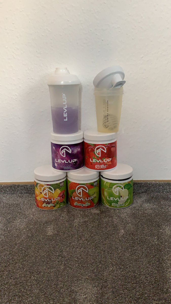 sterno_cod's tweet photo. Da geht noch was @levlupde.
Hab noch n Rabattcode🤫
Sour Gummyworm kommt noch zur Sammlung dazu!
#levlup #levlupturm #levlupsummer #gönnen #galalxyedition #sourgummyworm #tripplered #tripplegreen #strawberrykiwi #junglejuice https://t.co/flqjuOYI72