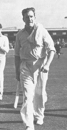 ball_bats's tweet photo. #Onthisdayincricket 

In 1952 

#Jim_Laker claim 4 wicket in a 9 balls spell against @IndianCricNews for @ECB_cricket at Leeds 

@senantix @ovshake42 @sumitganguly14 https://t.co/zZPcji2bsO