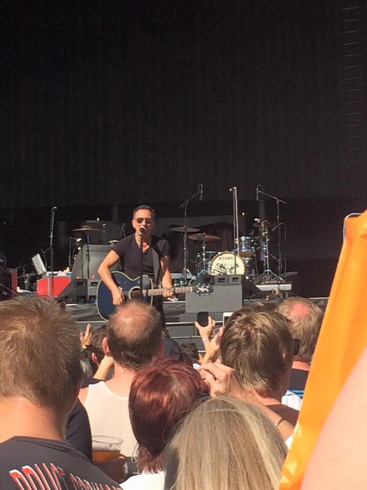 LMac502's tweet photo. @Tony_Ginger River Tour, July 2016, Oslo.
#frognerpark #oslo https://t.co/laAdyqAmxK